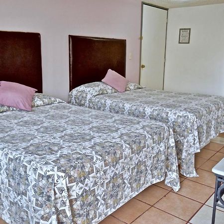 Hotel Posada Centenario Исмикилпан Екстериор снимка